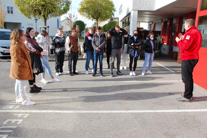 MEHR ALS NUR EINE BLAULICHT-ORGANISATION