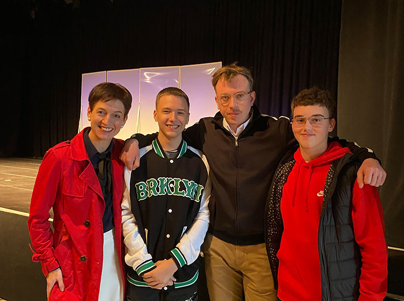 THEATERBESUCH IN DER SPINNEREI