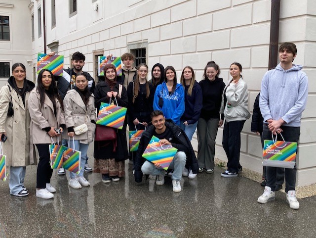 IV C BESUCH DER JKU LINZ