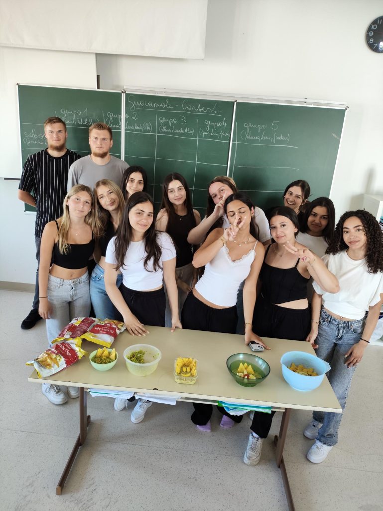 3 C HAK-GUACAMOLE-CONTEST … WER MACHT DIE BESTE?